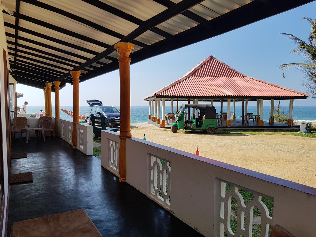 Happy Beach Cabana Hambantota Exterior foto